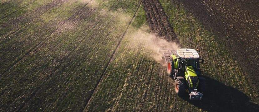 Deere Rallies on Strong Results, Raised Guidance